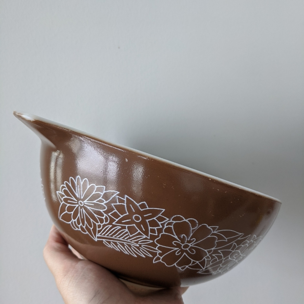 Woodland vintage pyrex